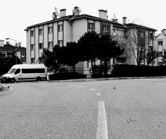 Yollar Uzun Ömür Kısa 