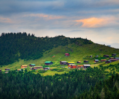 Pokut'tan Sal Yaylasına bakış.