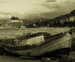 Tirebolu Kalesi ve Limanı