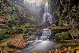 Dağpınar Şelalesi