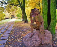 AUTUMN PARK
