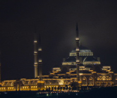 Çamlıca Camii ve Sis