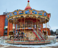 CAROUSEL 