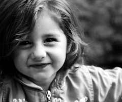 Gülümseyen Yüzler