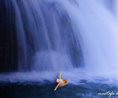 Minimal Hayatlar Şelale