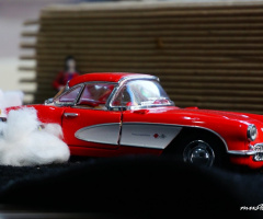 Minicix Life 1957 corvette drift 
