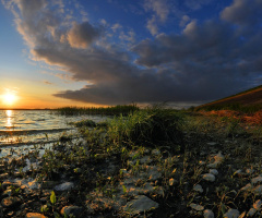 ...Lake Nysa