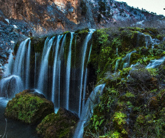 Su Akar yolunu Bulur