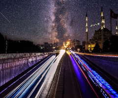 Saman Yolu Yolcusu Kalmasın....
