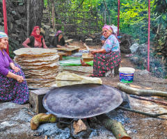 Şimdi Ev Ekmeği Zamanı  ( Yufka Ekmek )