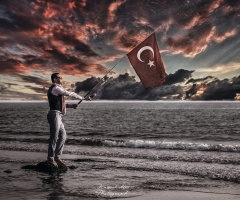 Buda Ayrı bir kafadan