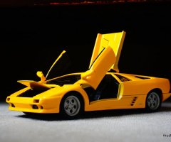 Miniciks Hayatlar  1991 LAMBORGHINI DIABLO 