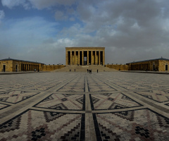 Ata'mızın Huzurunda