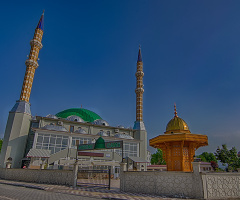  Medine Camii