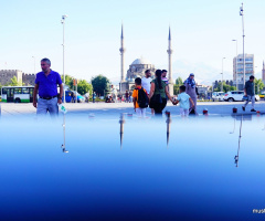 Miniciks Hayatlar  KAYSERİ KENT MEYDANI 