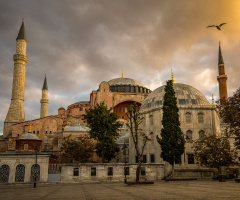 Ayasofya'da Gündoğarken.