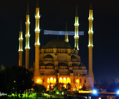 Hayırlı Cumalar. Sabancı Merkez Camii / Adana
