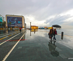 yağmurlu bir gündü tıpkı bugün gibi...