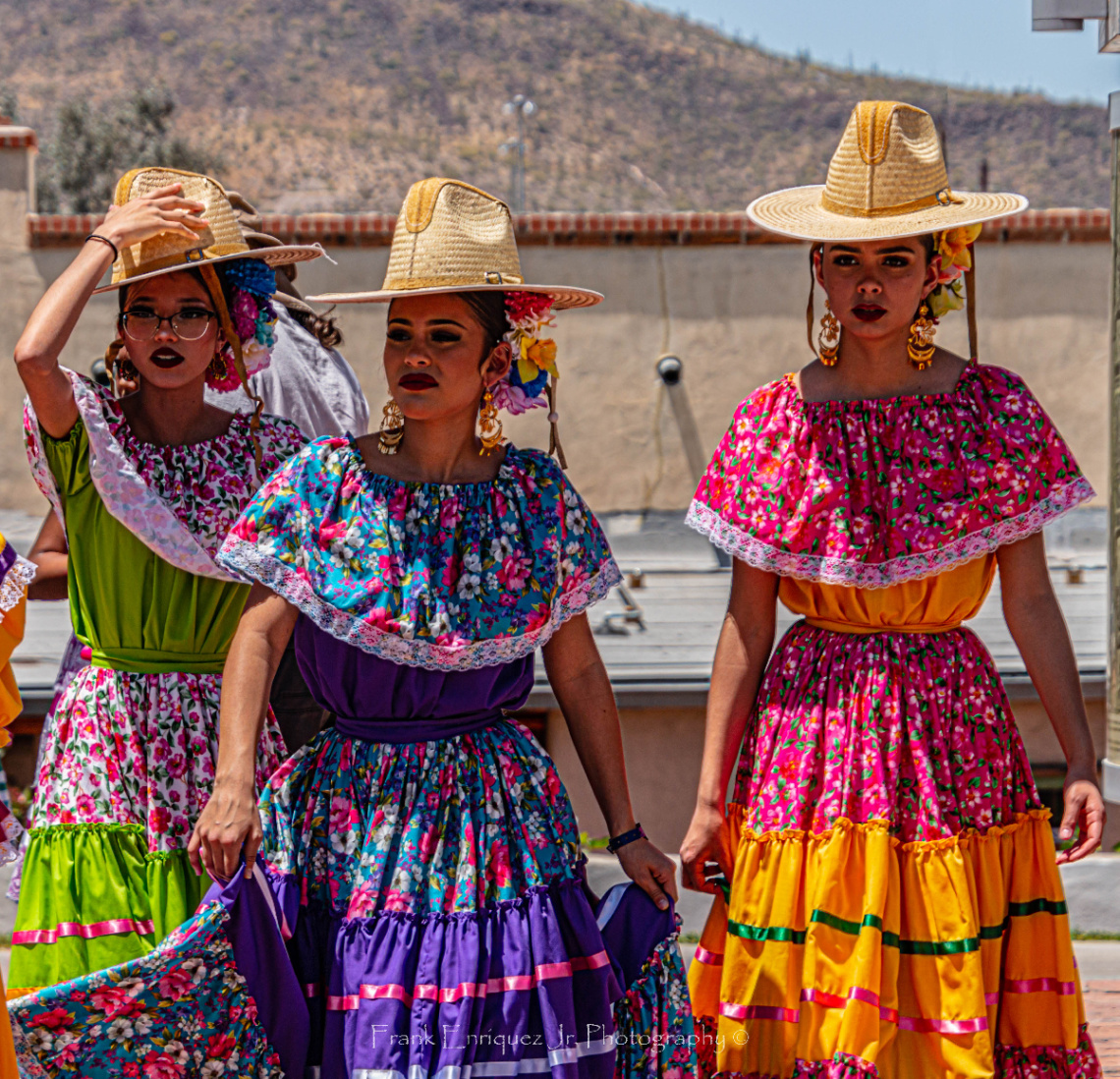 Ballet Folklorico Dancers