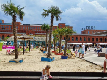SUMMER ON THE CITY BEACH