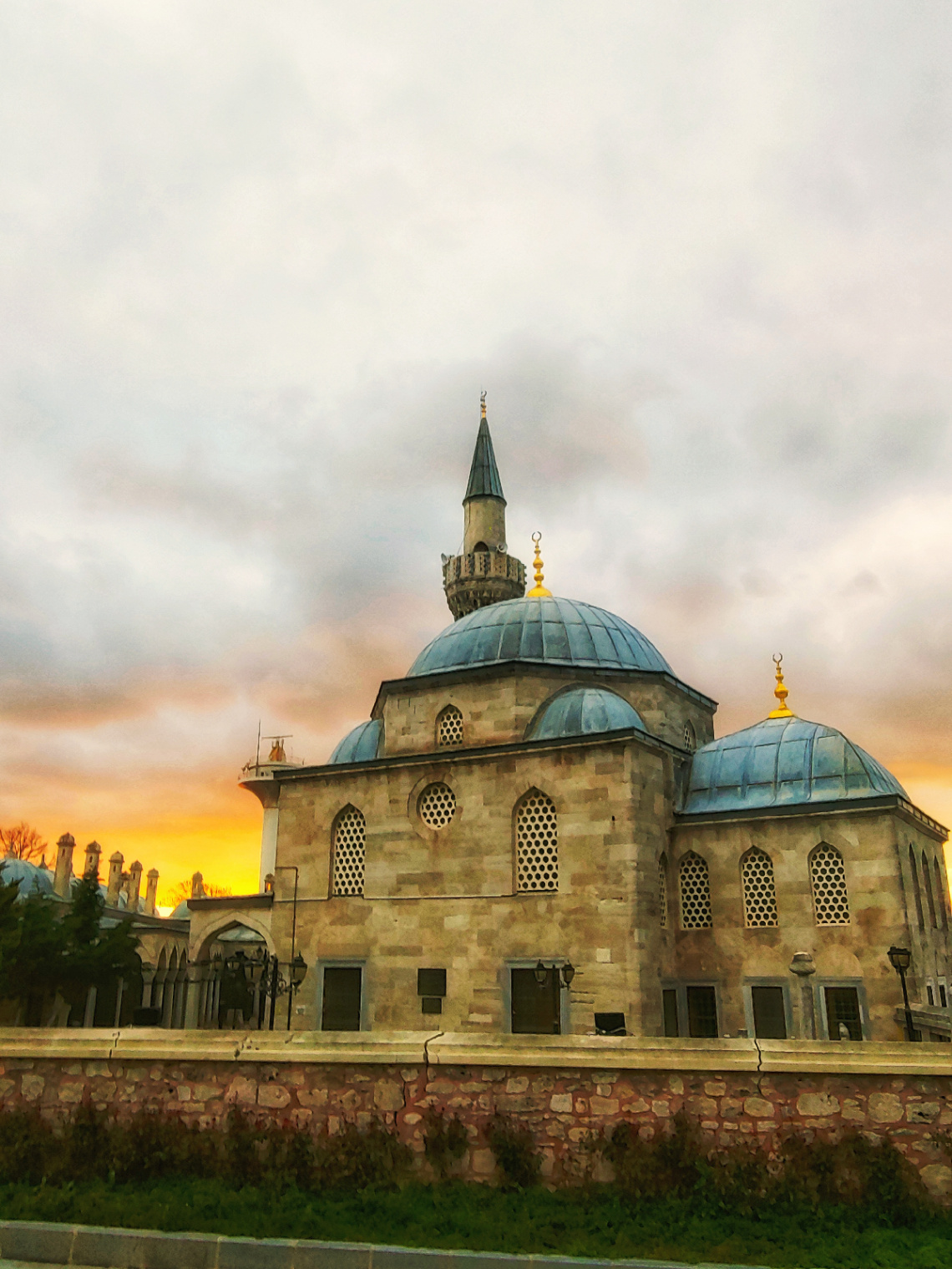 Kuşkonmaz Camii