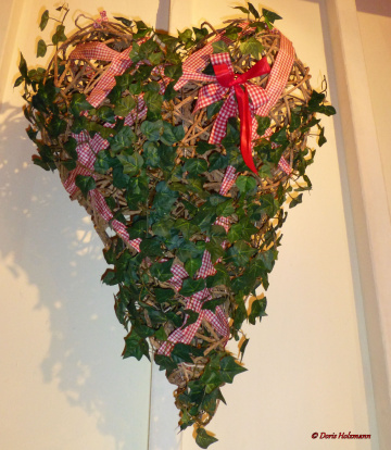 Decoration ...