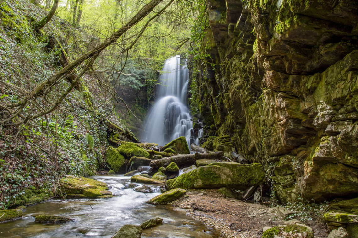 Dağpınar Şelalesi