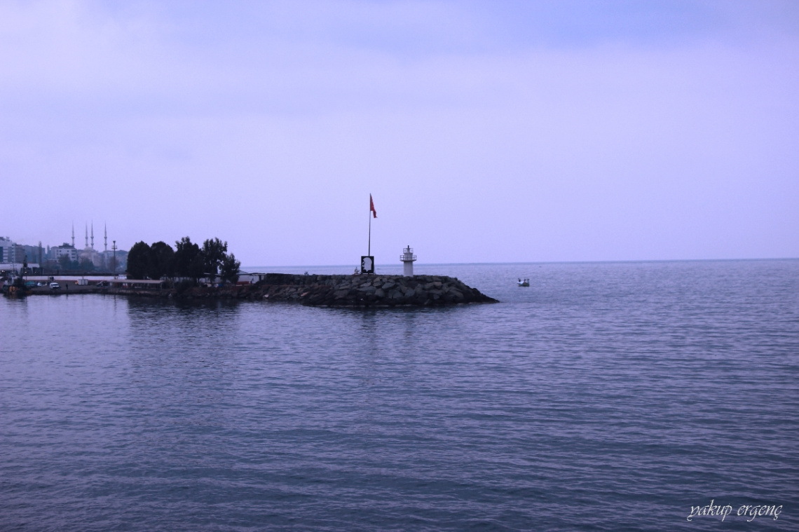 DURGUN KARADENİZ