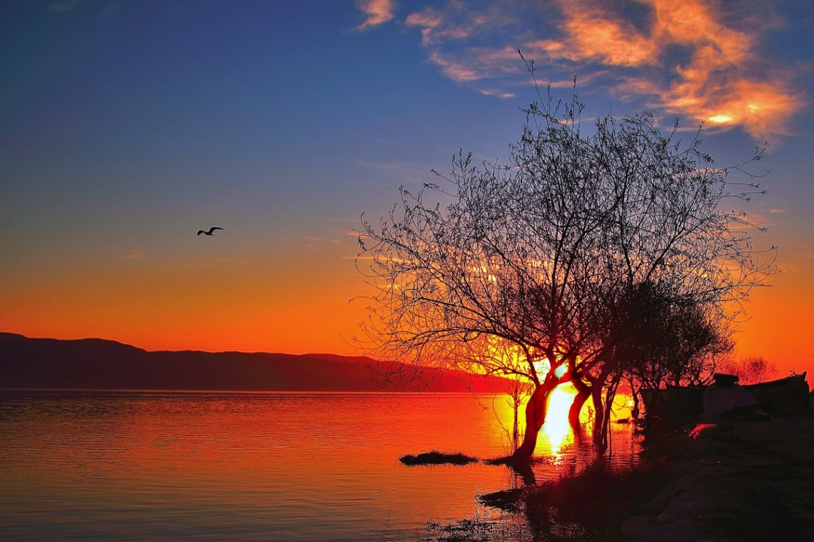 Gölyazı ve Gün Batımı