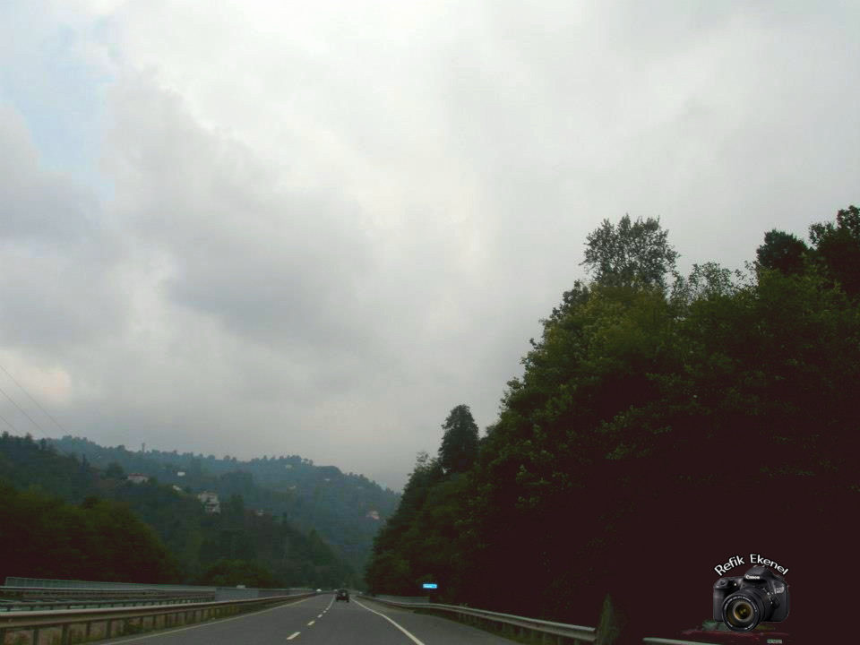 Uzanan Yollar