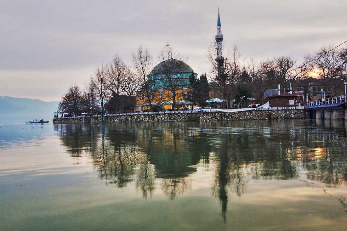 Gölyazı Karesi