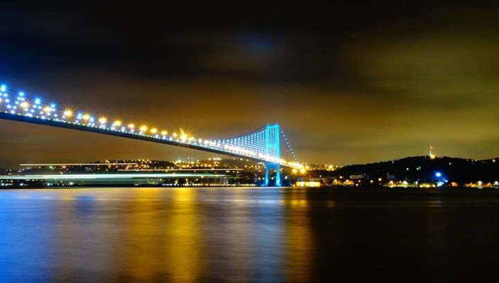 ORTAKÖY CAMİİ AVLUSUNDAN...