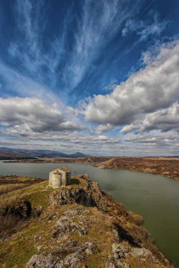 Pchelina dam