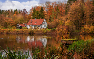 The Lake House