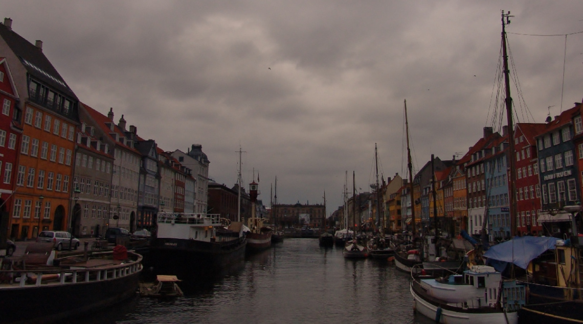 New Habour, Cph. - On A Cloudy Day
