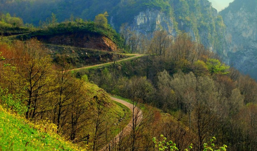 Saklı Vadi