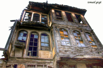 BAZEN YAZIKLAR OLSUN DEDİRTİR SANA FOTOĞRAFLAR