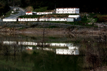 Devecikonağı Baraj Yansımaları