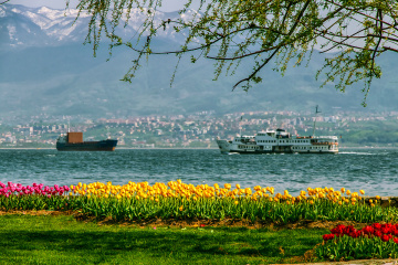 Karlı karışık bir bahar 