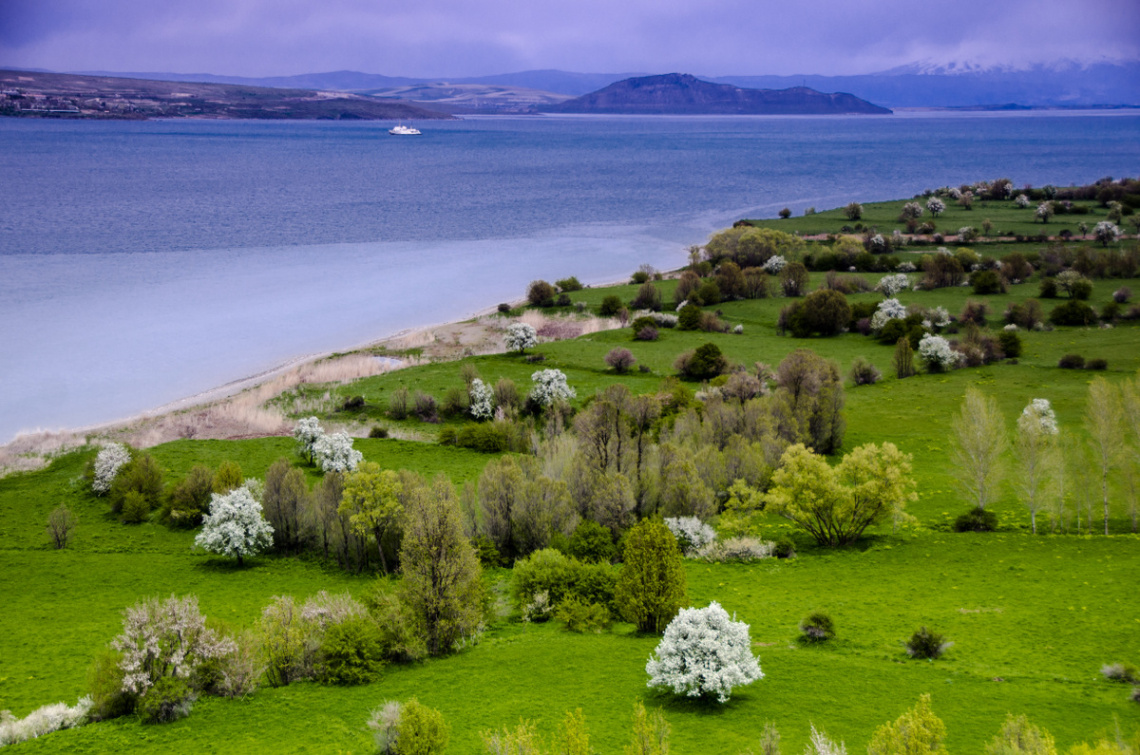 Baharın Tadı Başkadır