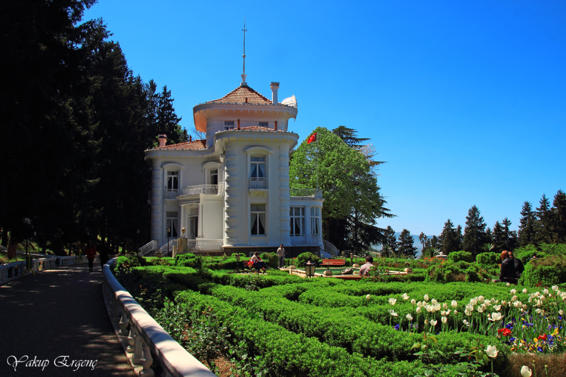 ATATÜRK KÖŞKÜ 2