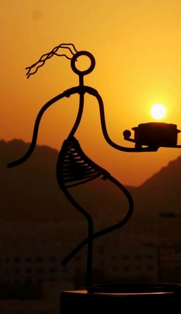 Catch the sun before it's gone 