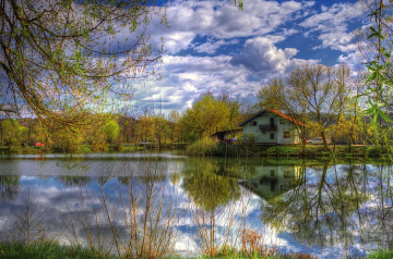 The house on the  lake