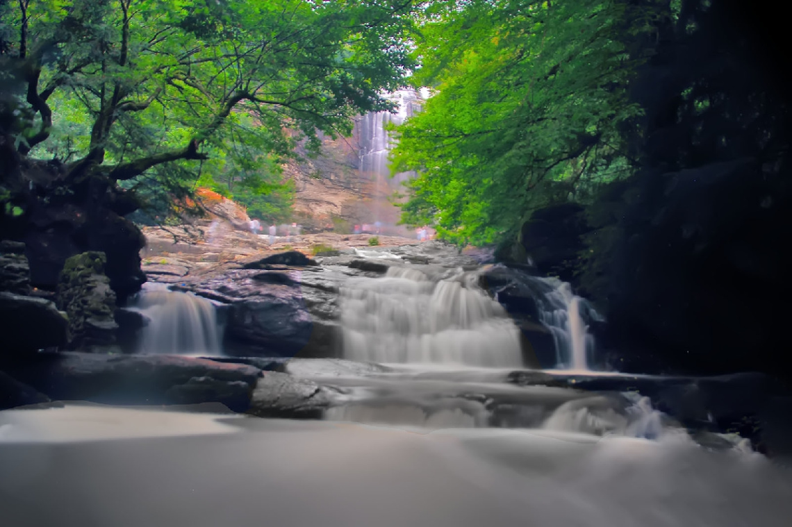 Suuçtu Şelalesi ve Yatağı