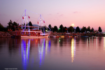 BEYŞEHİR AKŞAMLARI...