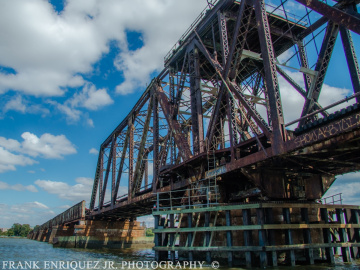 Rustic Bridge Over The Potomac River In Washington