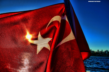 Dalgalan sen al bayrak 