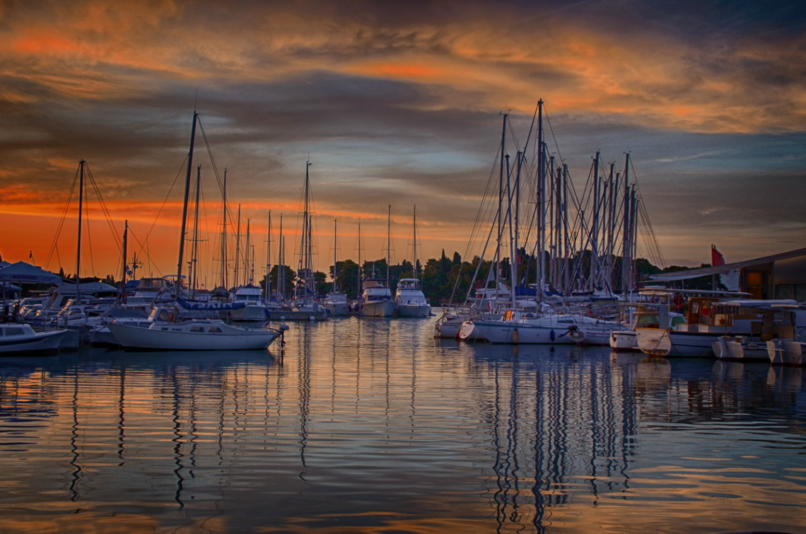 Sunset in port 