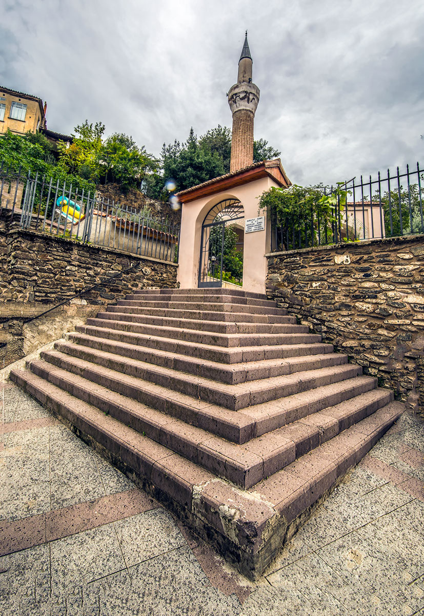 Suratlı Camii.15.yy./TİRE