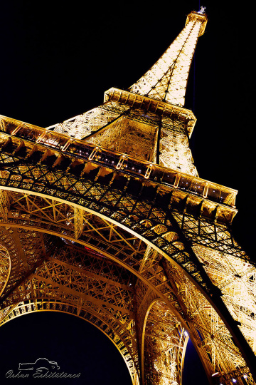 La Tour Eiffel...